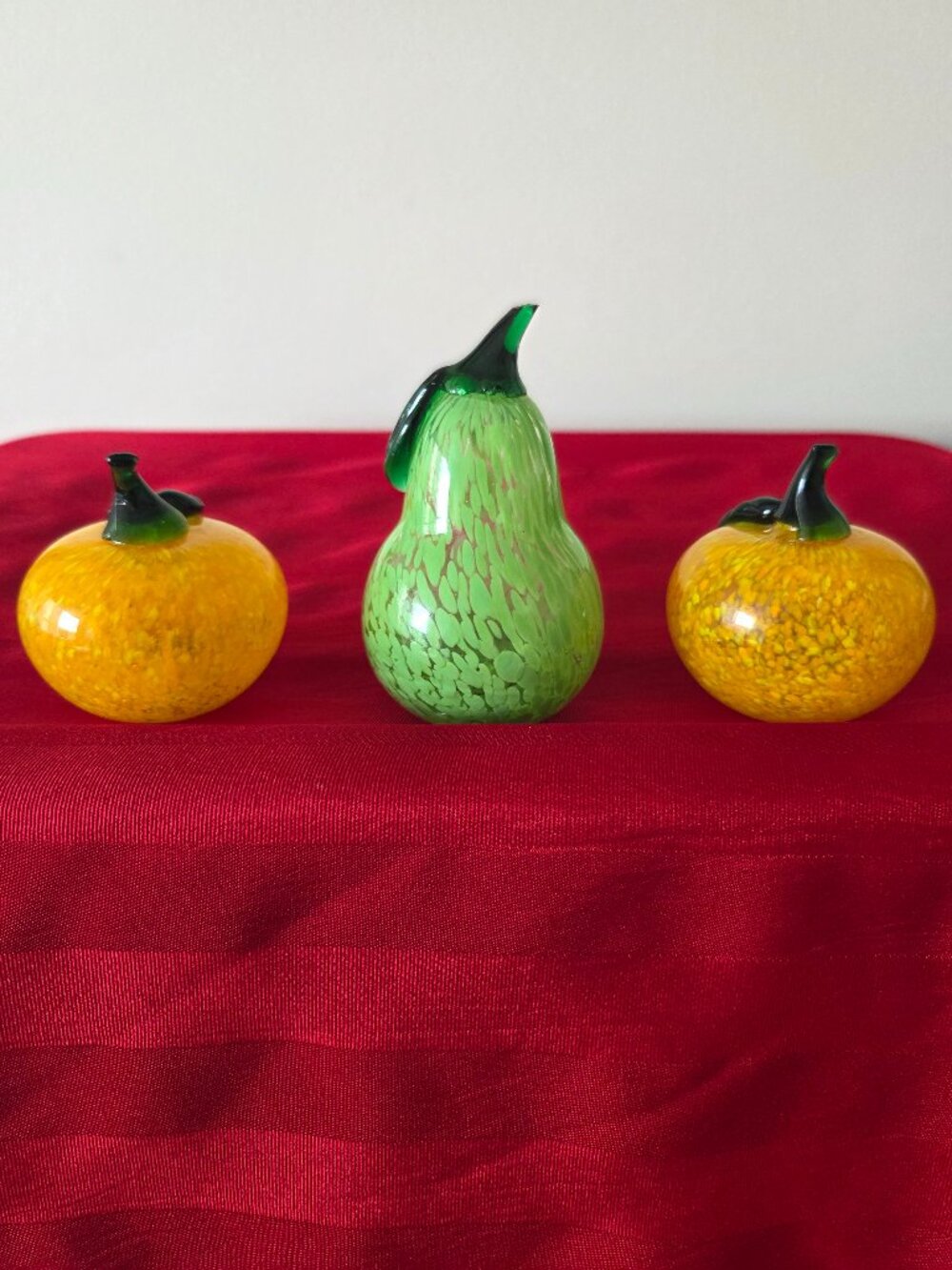 VINTAGE 1970'S, EYE-TALIAN GLASS FRUIT!!!